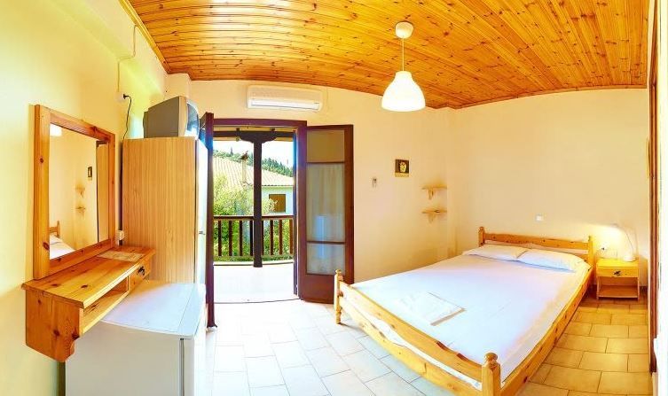 Afroditi Pansion Ayios Nikitas Ngoại thất bức ảnh